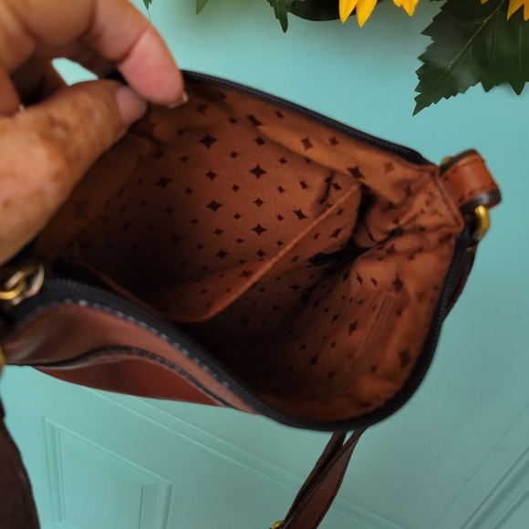 FOSSIL CROSSBODY EUC - Picture 5 of 6